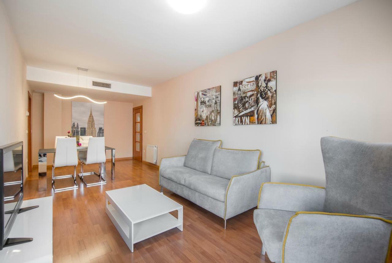 דירות Enjoygranada Emir 3A - Piscina, Gym & Parking מראה חיצוני תמונה